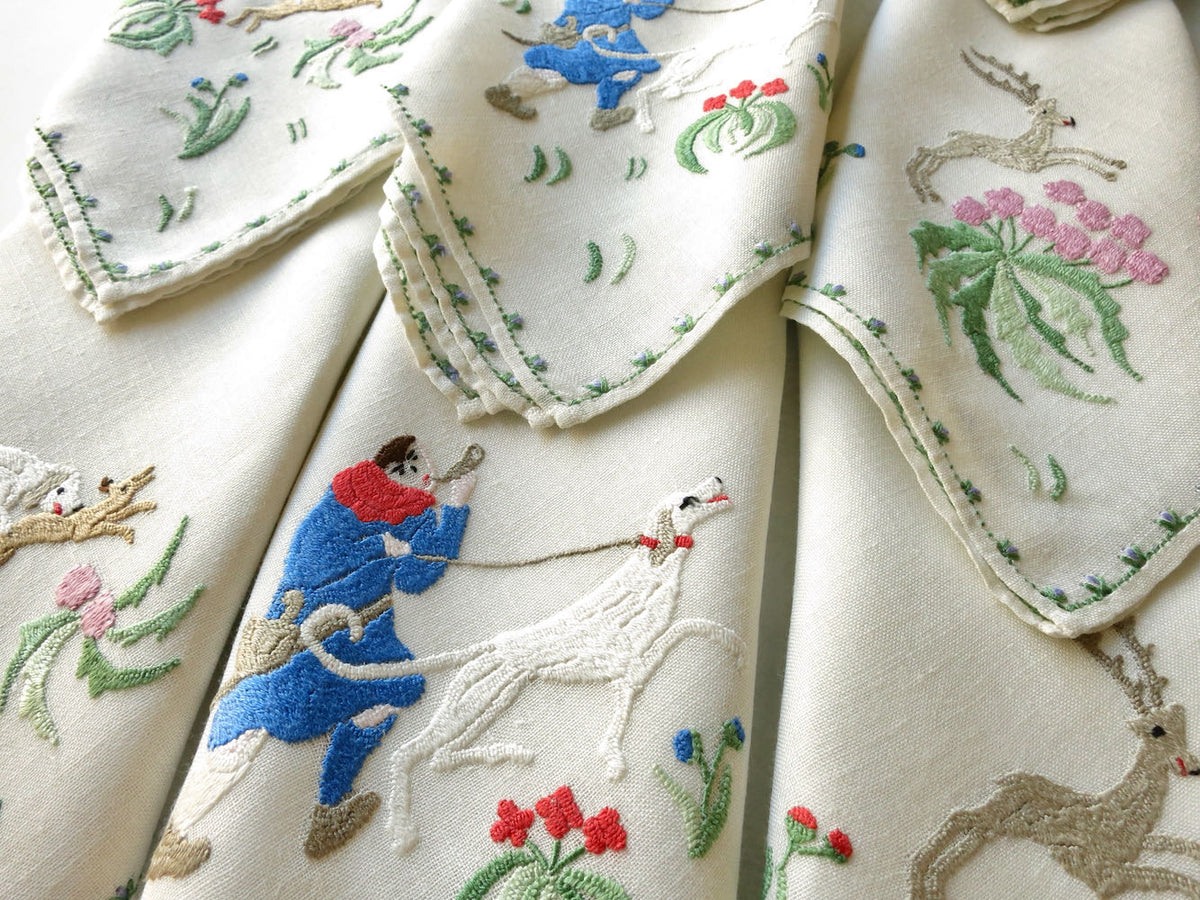 Vintage Rapisardi Hunting Motif Linen 17&quot; Napkins, Set of 12