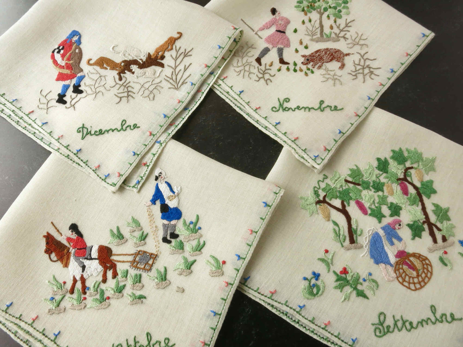 Medieval Theme Vintage Rapisardi Italian Embroidery - 12 Napkins