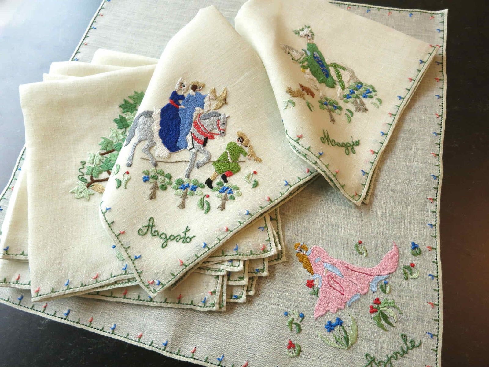 Medieval Theme Vintage Rapisardi Italian Embroidery - 12 Napkins