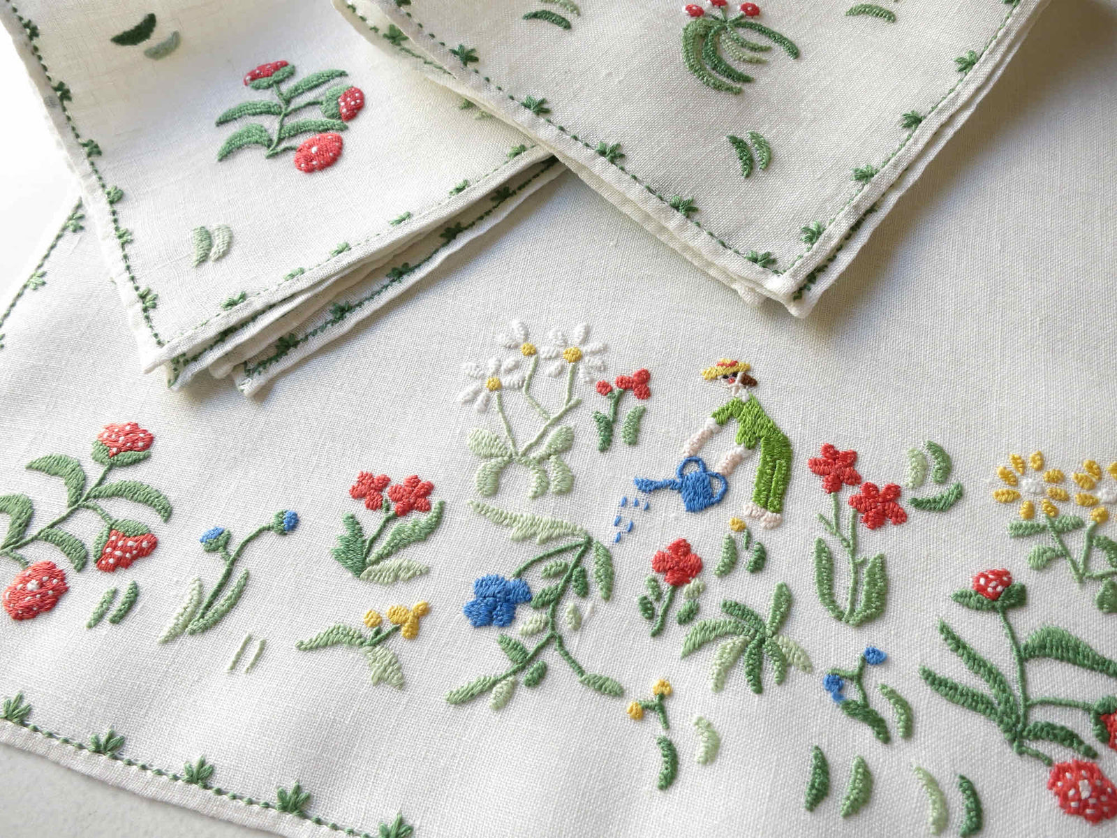 Gardening Vintage Rapisardi Italian Linen 3pc Breakfast Set