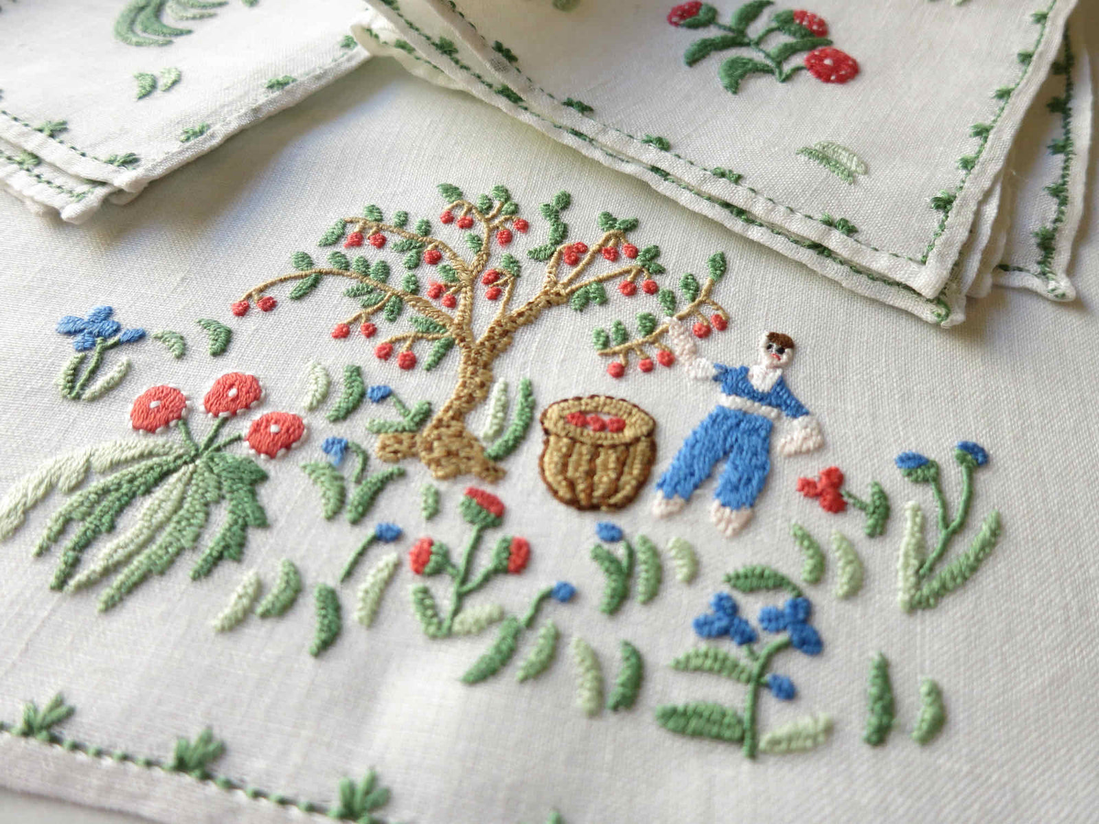 Gardening Vintage Rapisardi Italian Linen 3pc Breakfast Set