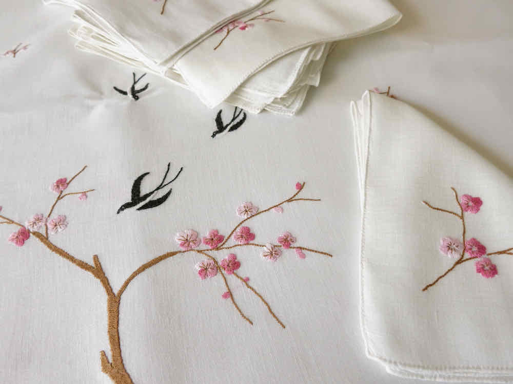 Magpies & Cherry Blossoms Vintage Italian Linen 68x90" Tablecloth & 12 Napkins