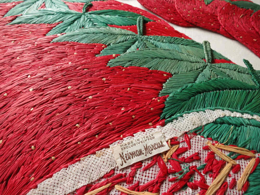 Strawberries Vintage Rapisardi Italian 16pc Raffia Placemats & Coasters Set for 8
