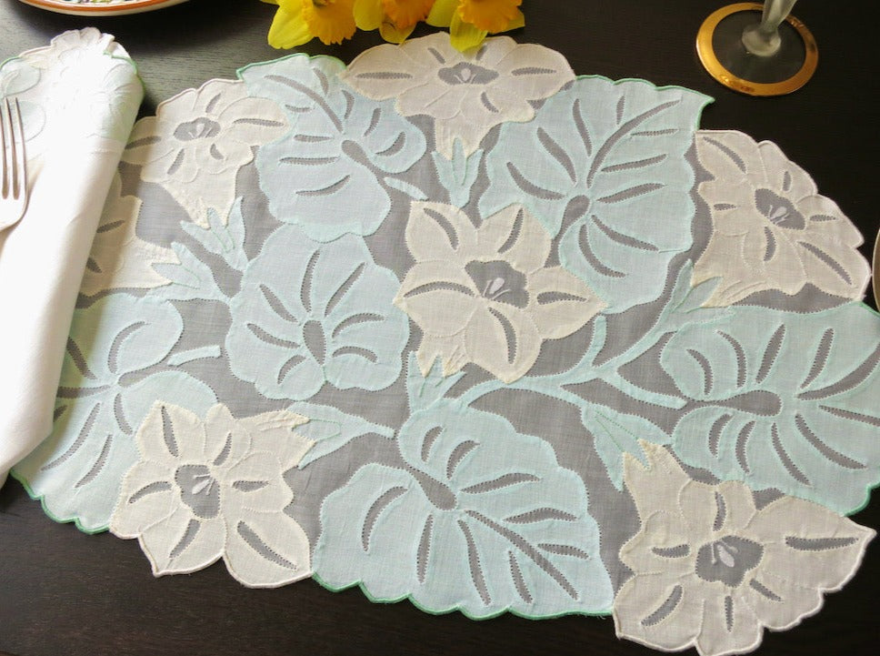 Lush Leaves &amp; Flowers Vintage Madeira 24pc Placemat Set for 12