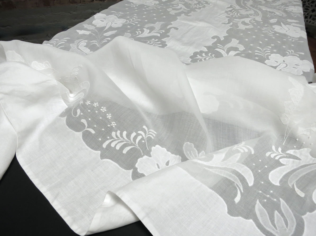 Ornate Flowers White Vintage Madeira Organdy Tablecloth 68x102