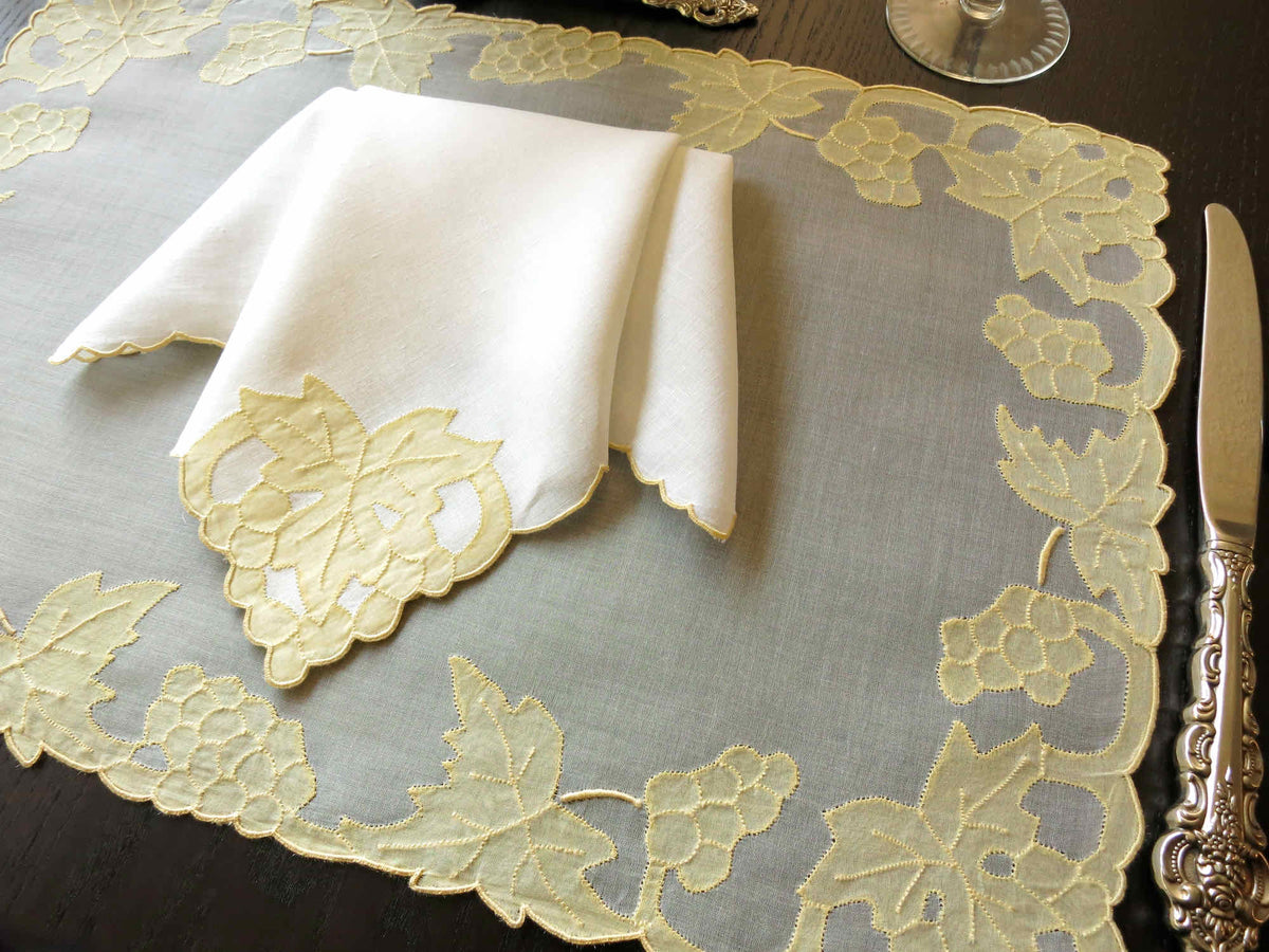 &quot;Grape&quot; Marghab Vintage Madeira 16pc Placemat Set for 8